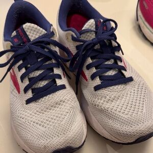 Brooks Blue and Pink Athletic Shoes
